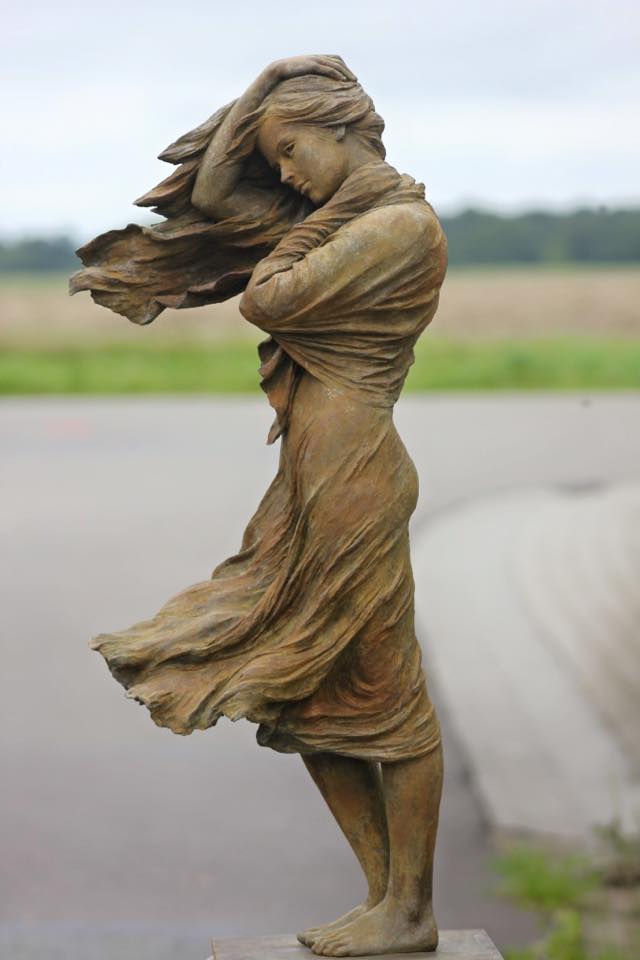 女艺术家罗立荣luolirong的惊人写实雕塑