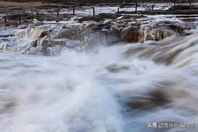 李白一首《将进酒》君不见黄河之水天上来、奔流到海不复还