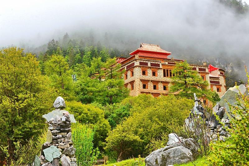 石头城、高山湖泊，最自然的风景