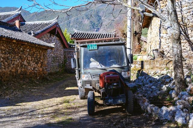 玉湖村，藏在玉龙雪山脚下的世外桃源，被誉为“玉龙山下第一村”