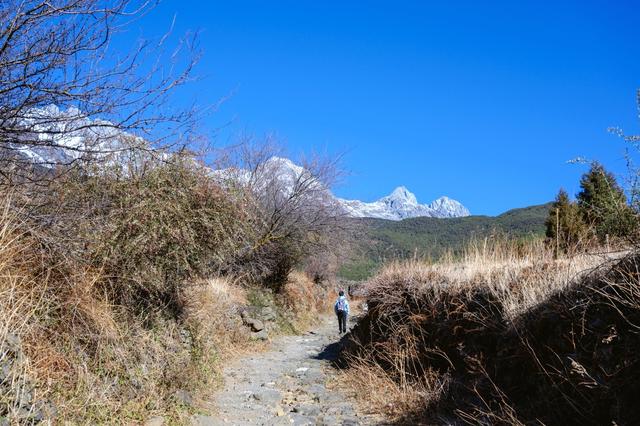 玉湖村，藏在玉龙雪山脚下的世外桃源，被誉为“玉龙山下第一村”