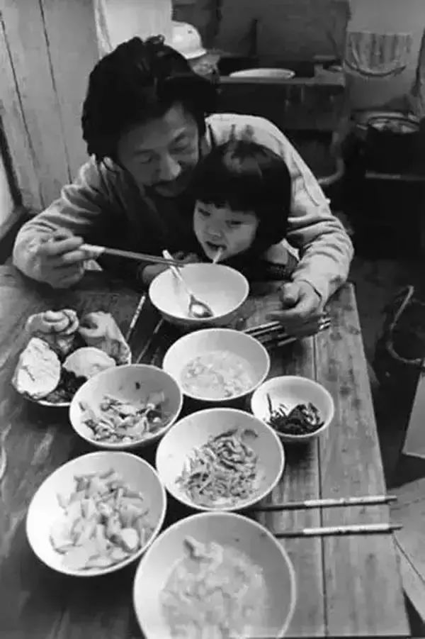 30年今昔对比，衣食住行，没有一处不在改变的