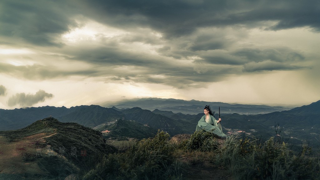 英姿飒爽的古装侠女唯美古风摄影图片