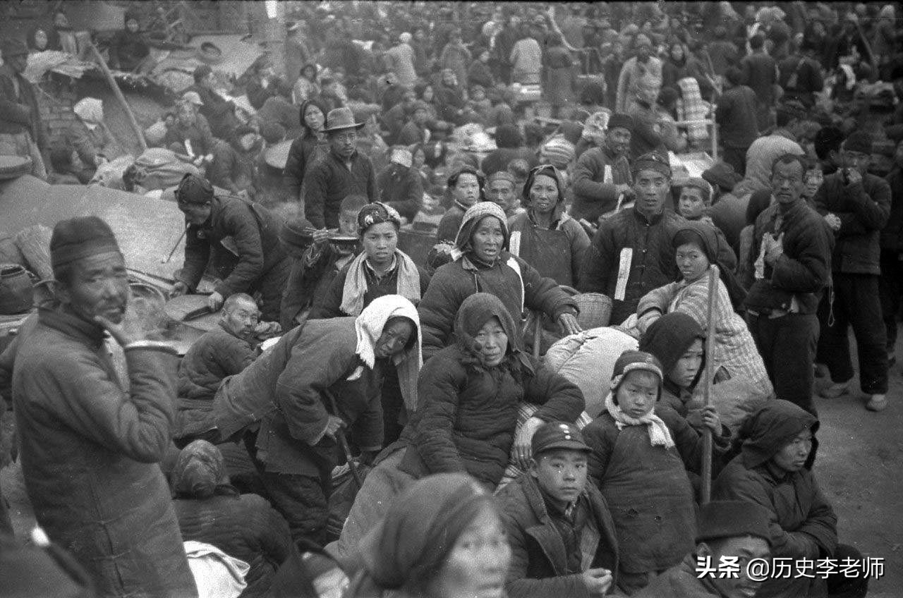 1942年河南大饥荒：数百万人饿死，蒋介石看到照片双腿都哆嗦