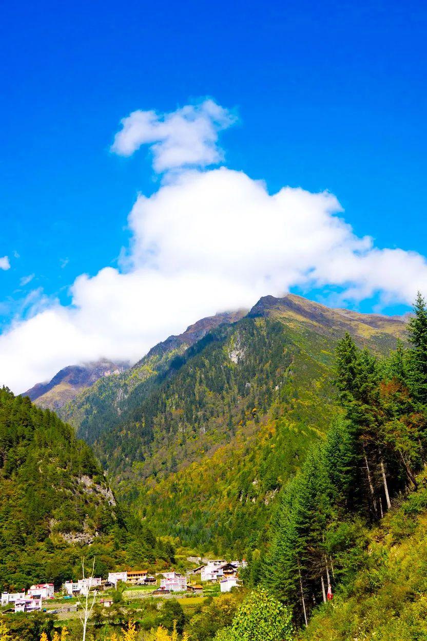 四川阿坝州的这座小城，入围天府旅游名县，究竟有何出色之处？