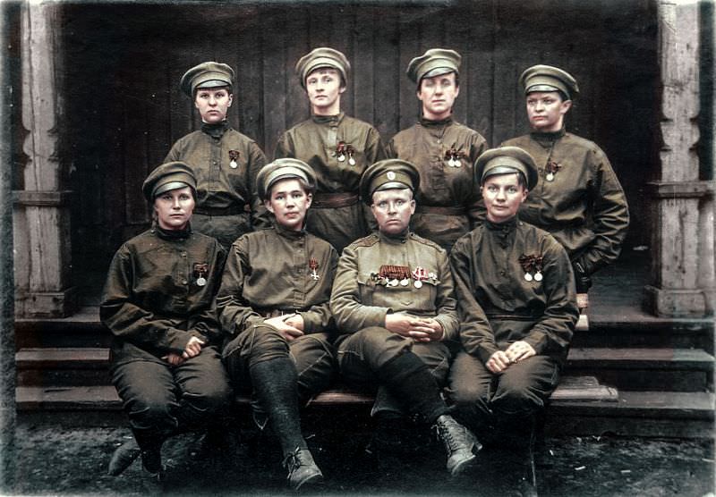 旧影拾记:一战中,俄国军人的10大经典彩色老照片,叹为观止
