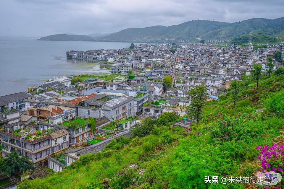 抓住秋天最后的尾巴，去“彩云之南”看一看它的秋日有什么不一样