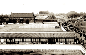 北京皇城1900年，侵华联军镜头下的慈禧寝宫