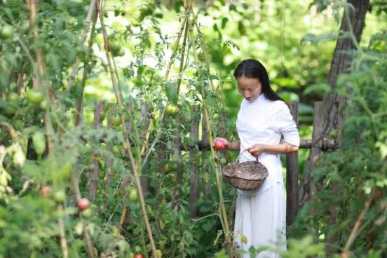 她把日子过成了诗