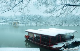 舒亶冬词菩萨蛮赏读：金盏大如船，江城风雪天