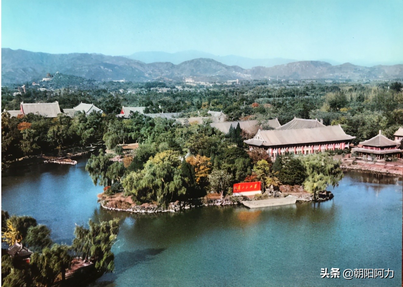 组图：1971年的北京大学