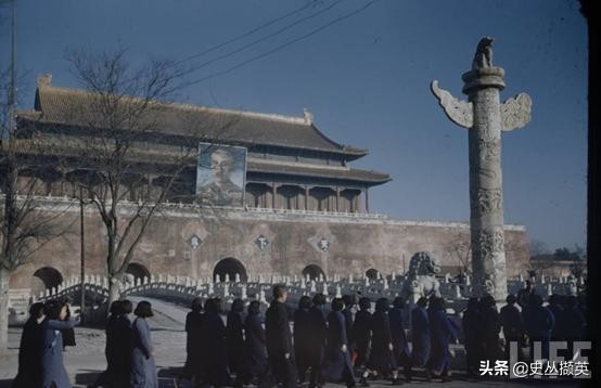 老照片：看看民国时期的老北京建筑，对比一下真是翻天覆地