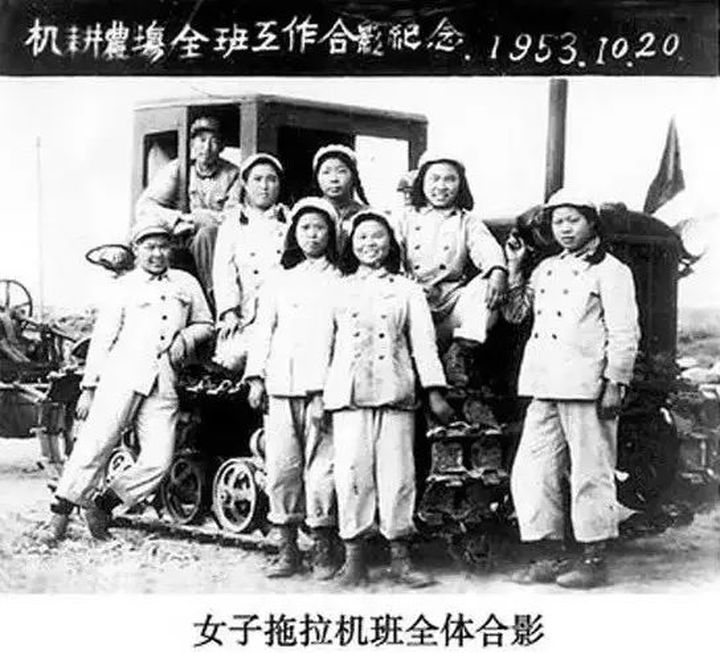 50年代“八千湘女上天山”，王震为什么要招收湖南女兵进疆戍边