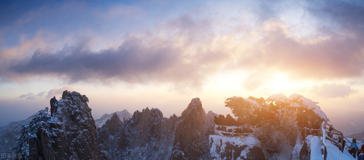 天下第一奇山，也是国家五A级旅游景区，它的雪景和云海太美了吧