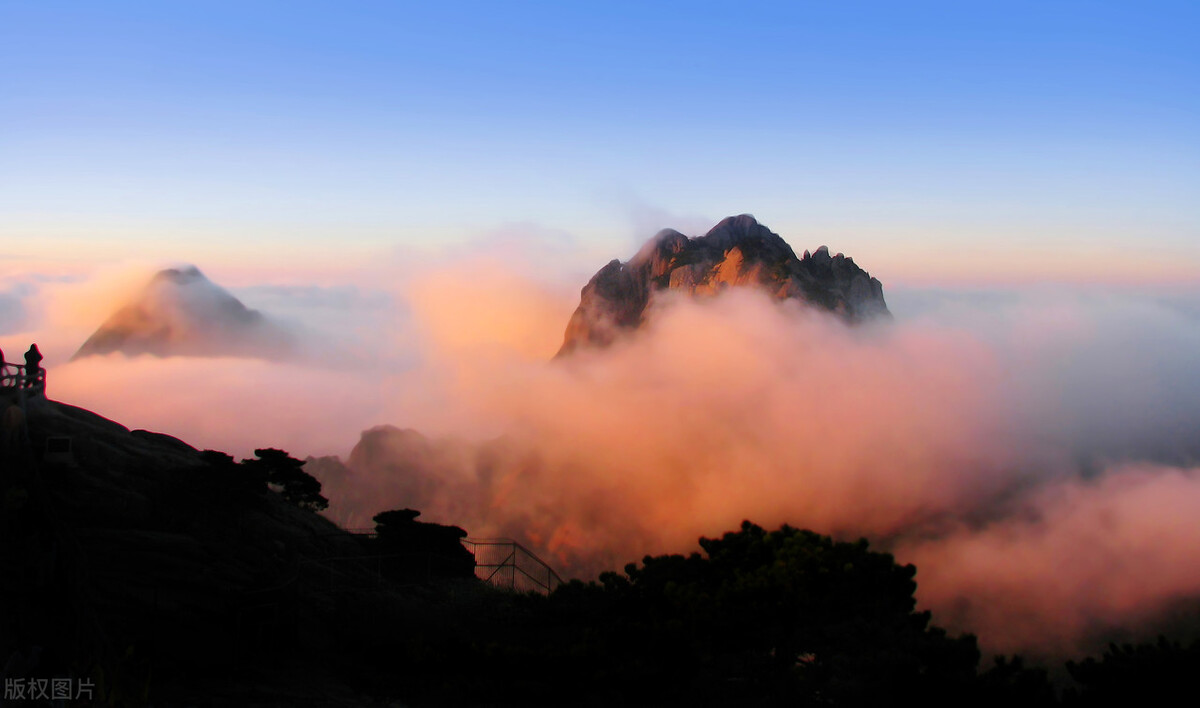 天下第一奇山，也是国家五A级旅游景区，它的雪景和云海太美了吧