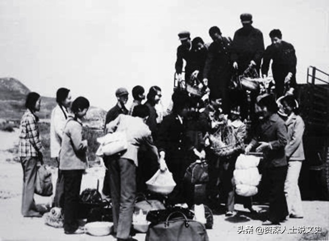 1965年周总理接到神秘电话后，直奔毛主席：把白涛镇从地图上抹去