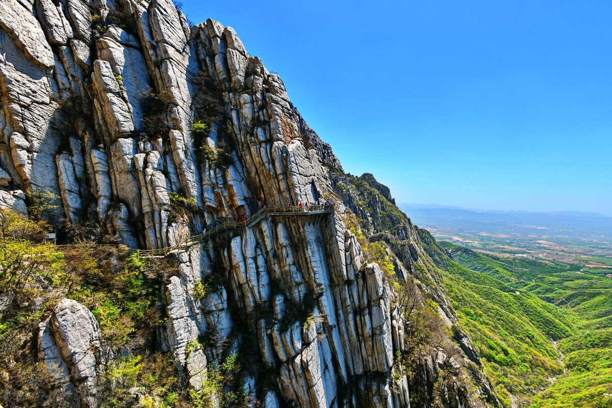 河南这座千年古都，名气不如洛阳，开封，却坐拥无数古迹美景