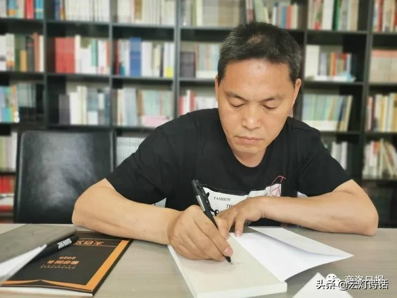 诗江湖43期 |“矿工诗人”陈年喜：有谁读过我的诗歌？