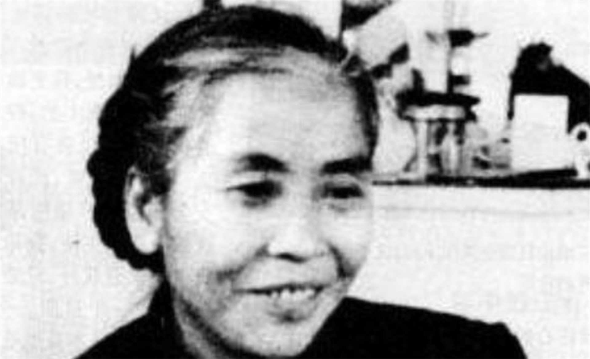 1949年，广东一女护士被汽车接进中南海，47年后她葬入八宝山