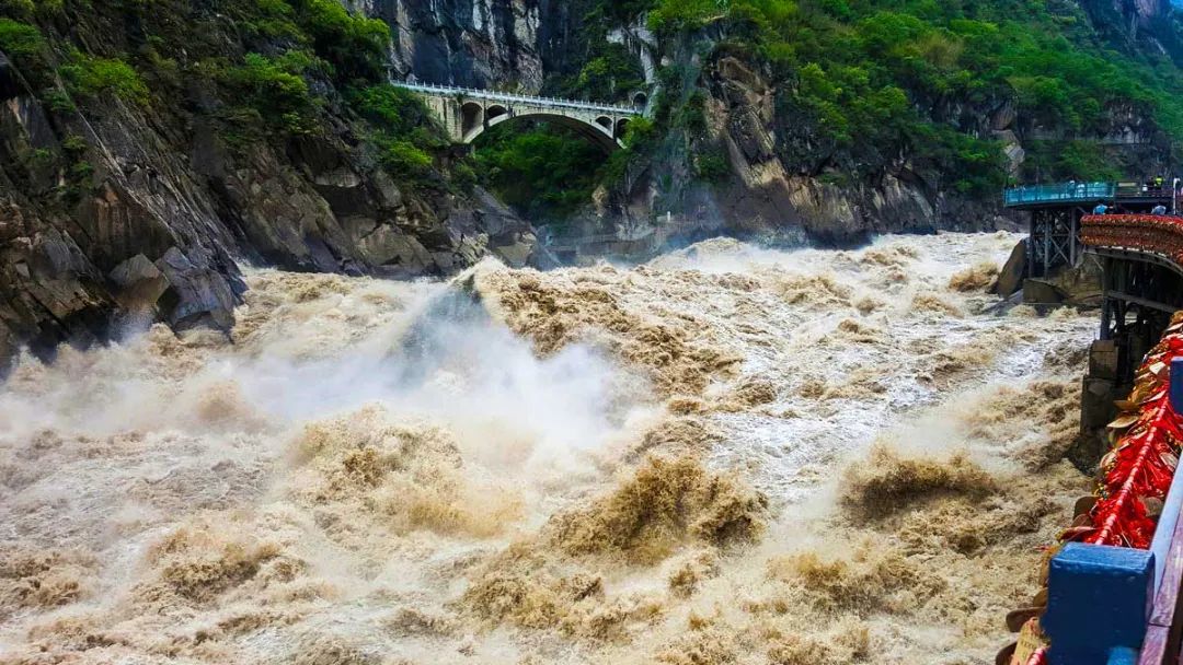 想要看滇西的秋日风光，就选这条自驾线，一路都是秋日好风景