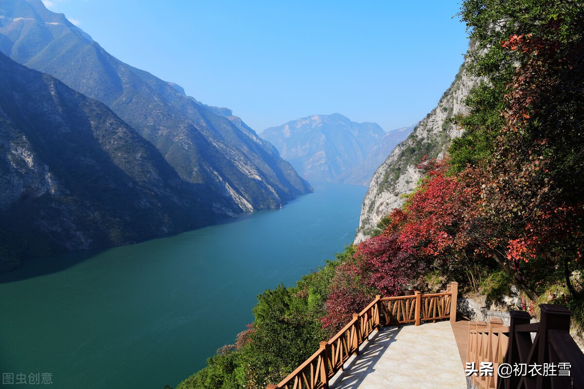 苏轼初冬的赤壁游，写了一句风景，却成了大家经常用到的成语