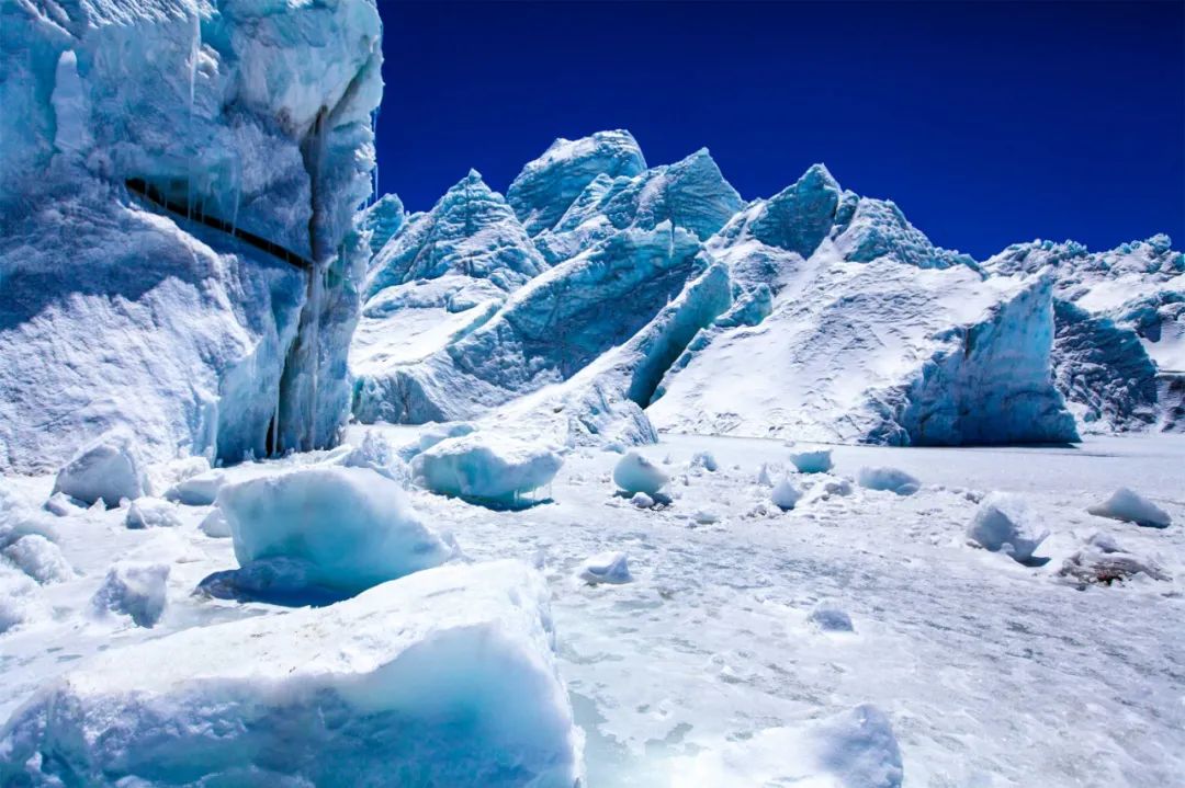 西藏私藏的世界级美景，真正的冰雪世界，仿佛瞬间到了南极