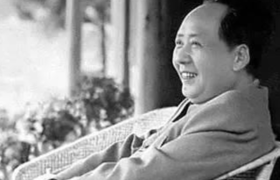 1954年清朝王爷成为马政局顾问，毛主席笑称：长得不像征战大将军