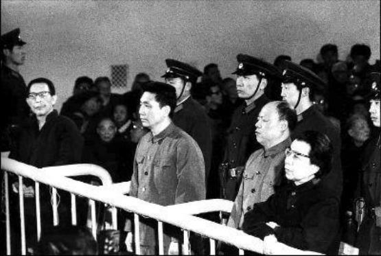 1955年，他没有被授军衔，待遇却超过元帅，官至正国级，终年61岁