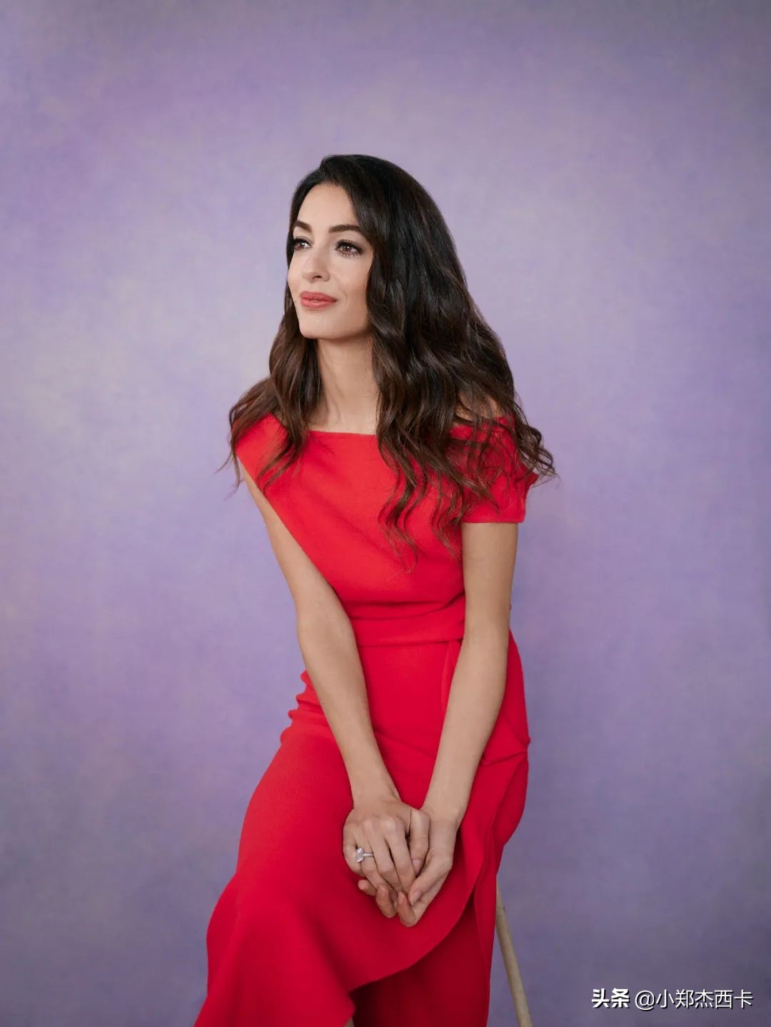 全世界穿连衣裙最好看的女人，必须是大律师 Amal Clooney