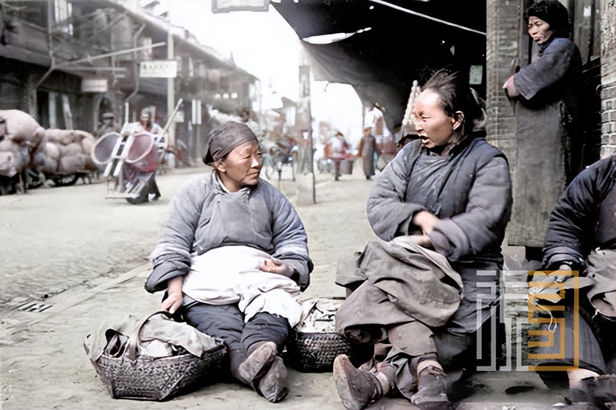 民国老照片｜华裔美女在美国街头宣传抗日，旗袍美女气质上佳