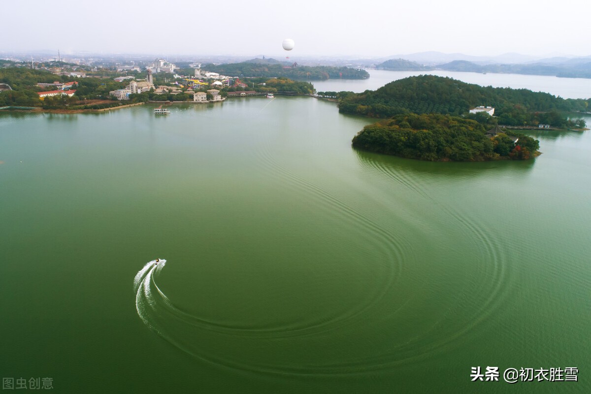 解读白居易的《长相思》，那轻灵背后，跨越几十年的深情