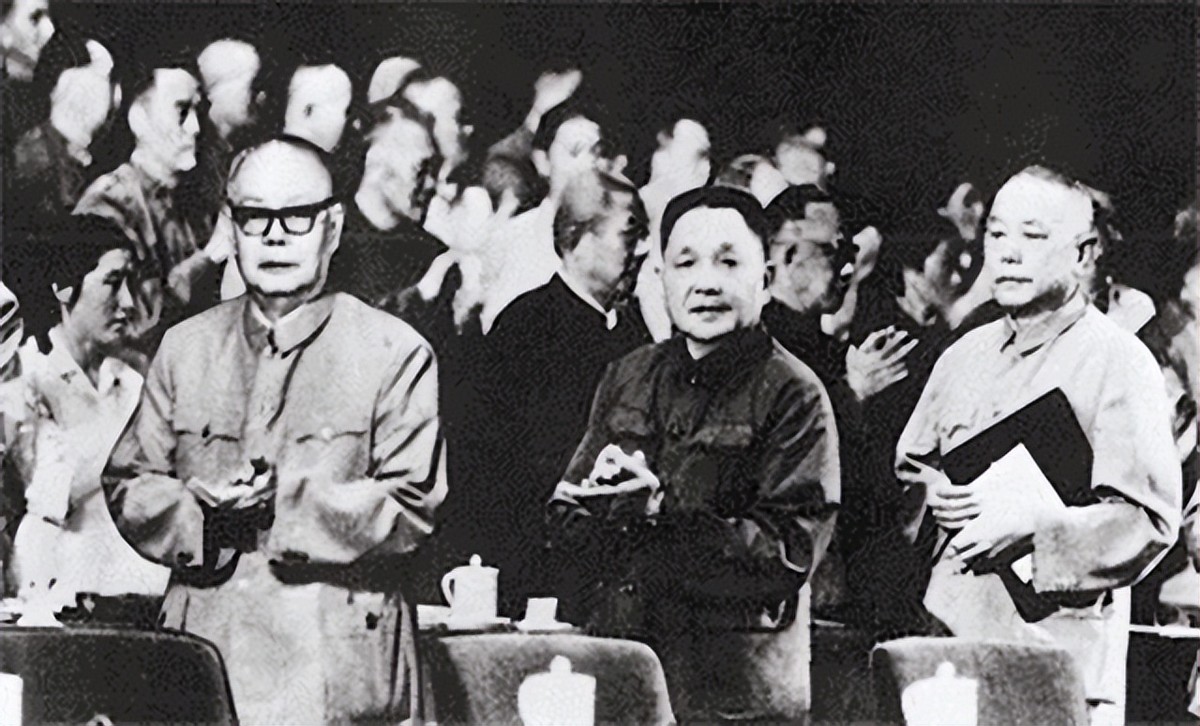 1979年，51岁的褚时健出任卷烟厂厂长，遭到排挤，反击方式绝了