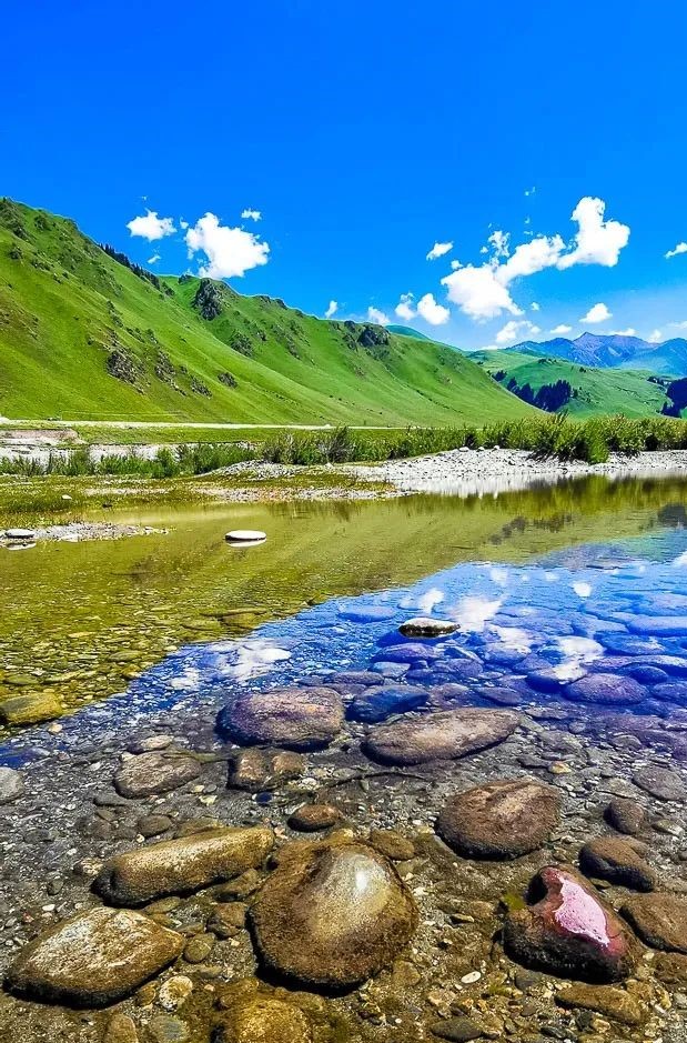 新疆伊犁夏季最美风景，你去过几个呢？